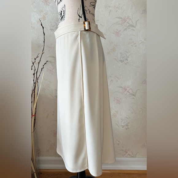 Max Studio. Summer MIDI skirt. Size 6. - Picture 3 of 11